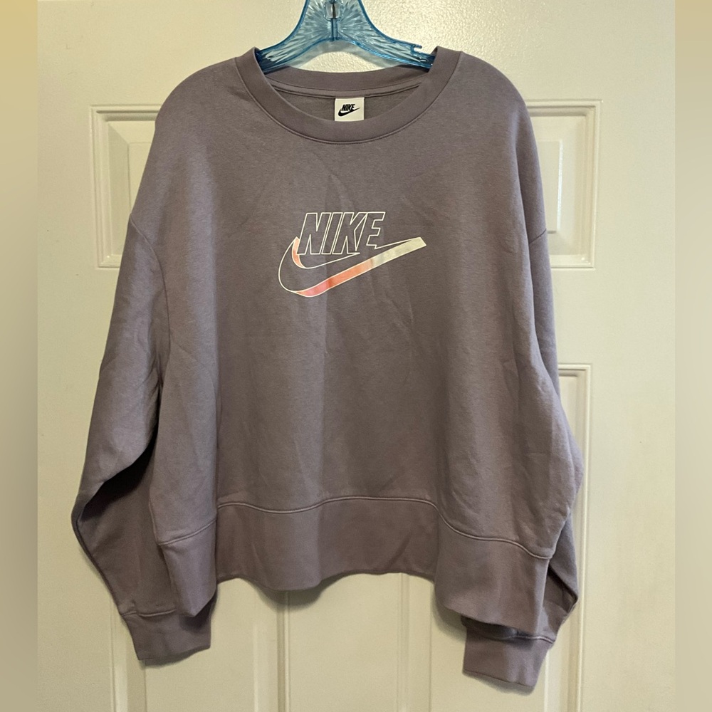 NWT ~ NIKE Woman’s Sweatshirt  Sz 1X